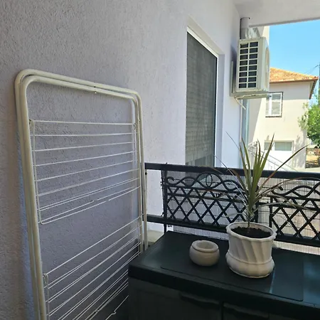 아파트 Valent-fast Wifi, Free Parking,balcony,near The 자다르