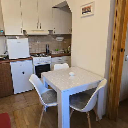 Valent-fast Wifi, Free Parking,balcony,near The 아파트 자다르